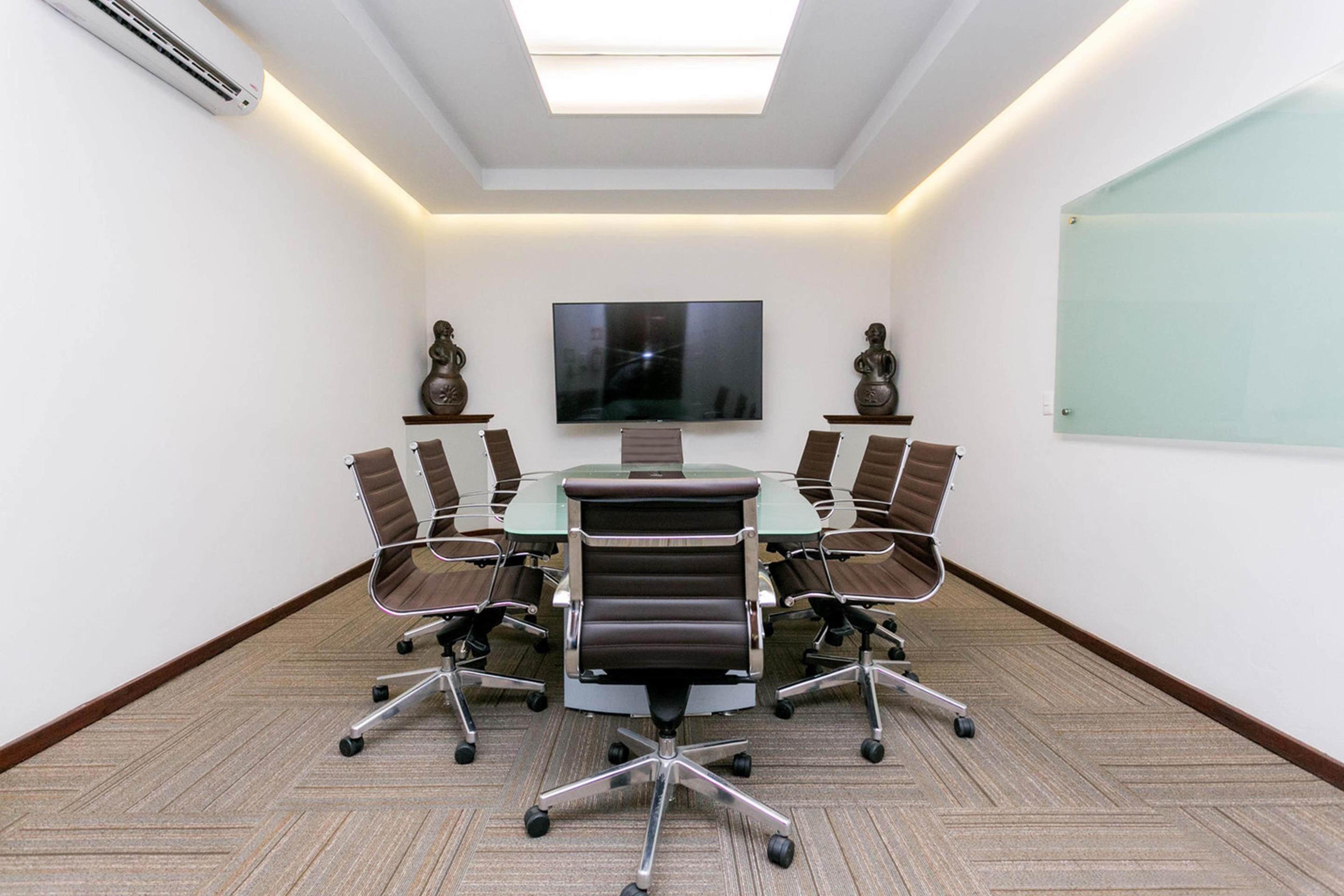 Real De Minas San Miguel De Allende Exteriör bild Meeting room at the headquarters of the National Stock Exchange of India