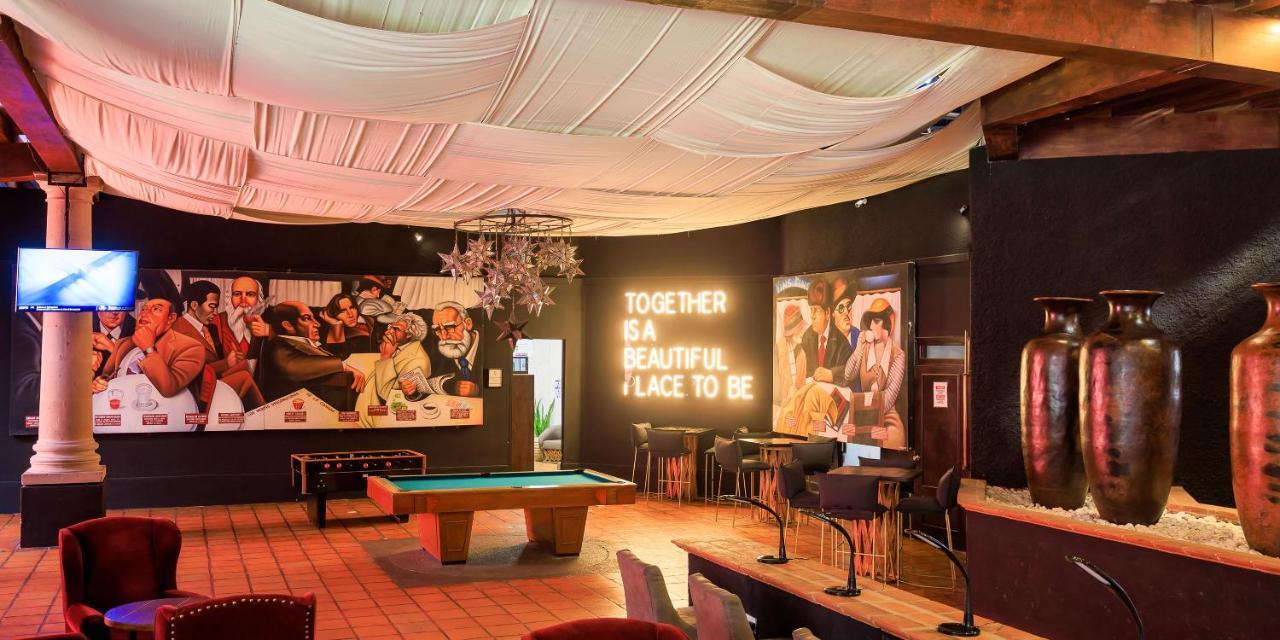 Real De Minas San Miguel De Allende Exteriör bild The interior of the 2007-2010 location of the club
