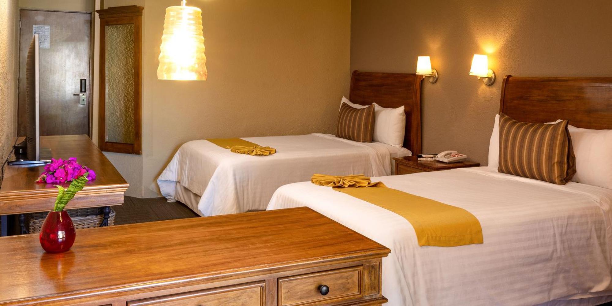 Real De Minas San Miguel De Allende Exteriör bild A guest room at the lodge