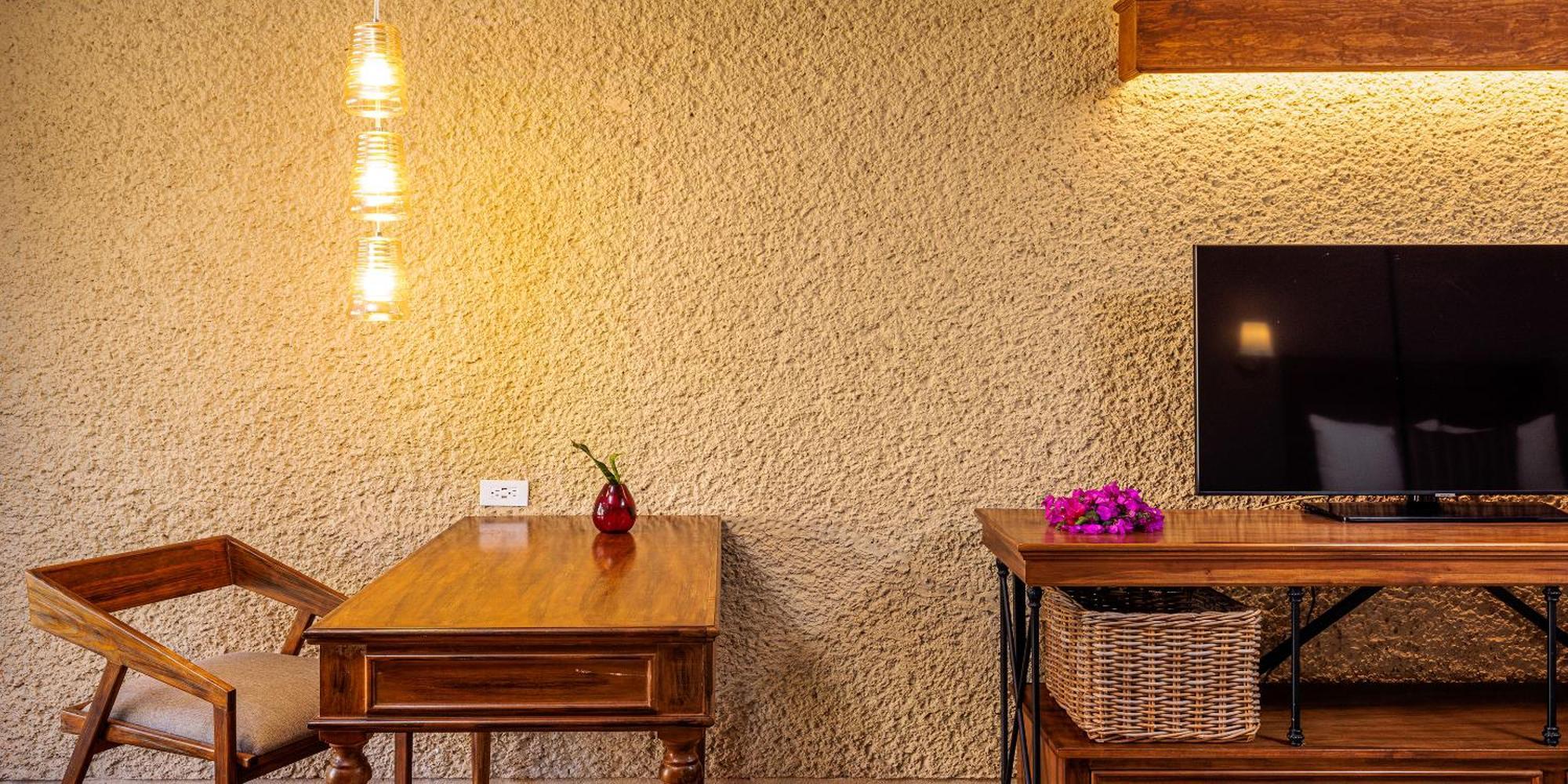Real De Minas San Miguel De Allende Rum bild A wall with a layer of stucco